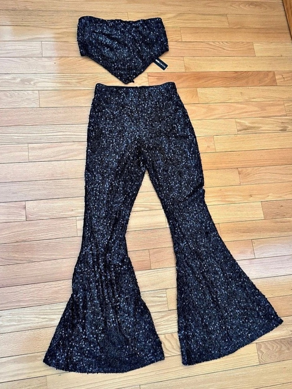 Fashion Nova Women's Black Sequin Flare Pants Set